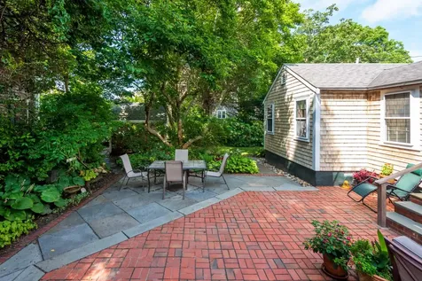 2 Green Avenue Edgartown MA 02539