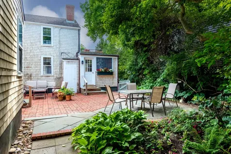 2 Green Avenue Edgartown MA 02539