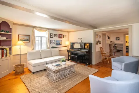 2 Green Avenue Edgartown MA 02539