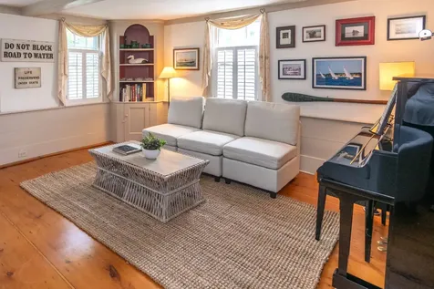 2 Green Avenue Edgartown MA 02539