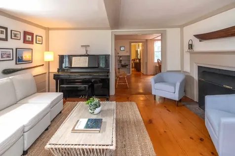 2 Green Avenue Edgartown MA 02539