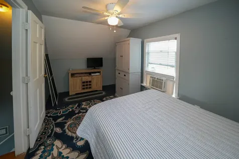 14 Forest Hill Avenue Oak Bluffs MA 02557