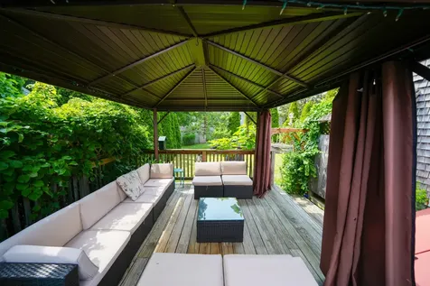 14 Forest Hill Avenue Oak Bluffs MA 02557