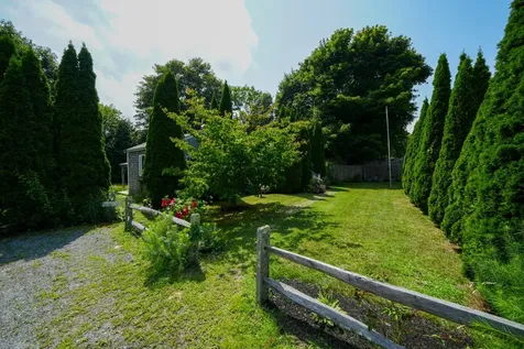 14 Forest Hill Avenue Oak Bluffs MA 02557