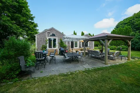 14 Forest Hill Avenue Oak Bluffs MA 02557