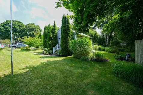 14 Forest Hill Avenue Oak Bluffs MA 02557
