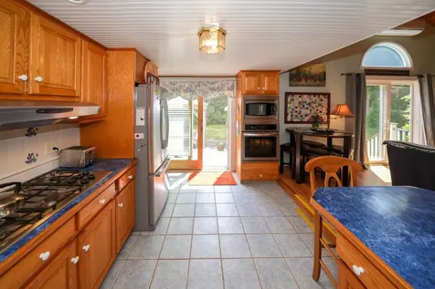 14 Forest Hill Avenue Oak Bluffs MA 02557