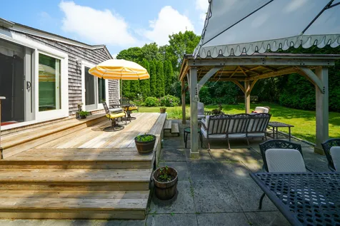 14 Forest Hill Avenue Oak Bluffs MA 02557