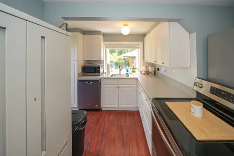14 Forest Hill Avenue Oak Bluffs MA 02557