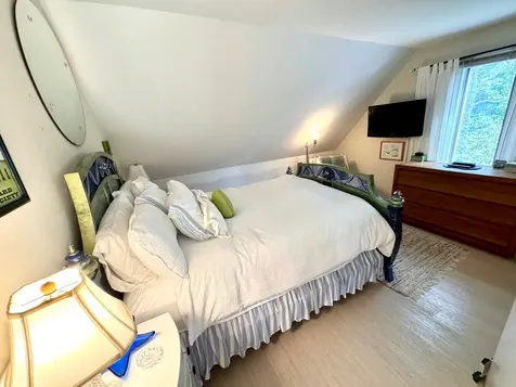 47 Stone Bridge Road West Tisbury MA 02575