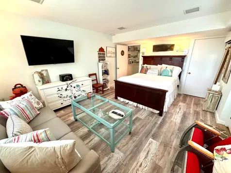 47 Stone Bridge Road West Tisbury MA 02575