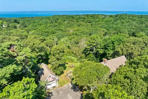 47 Stone Bridge Road West Tisbury MA 02575