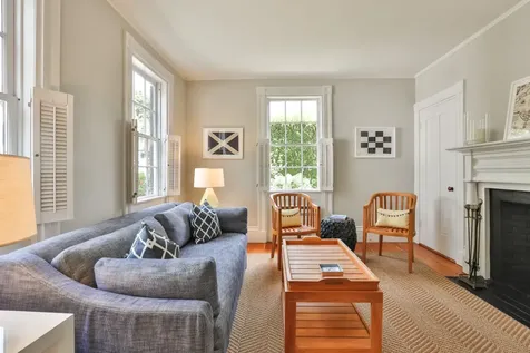 18 Pent Lane Edgartown MA 02539