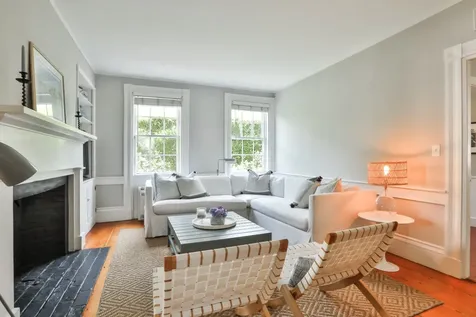 18 Pent Lane Edgartown MA 02539