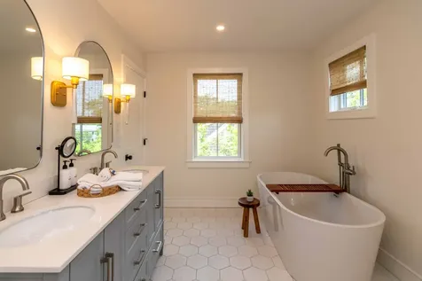 106 Peases Point Way South Edgartown MA 02539