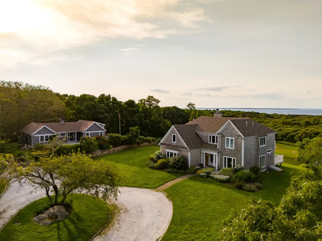 6 Beach Plum Way Aquinnah MA 02535