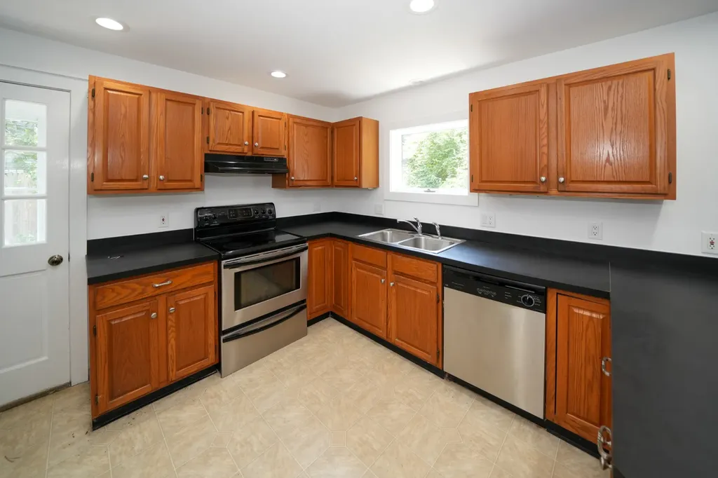 46 Towanticut Avenue Oak Bluffs MA 02557