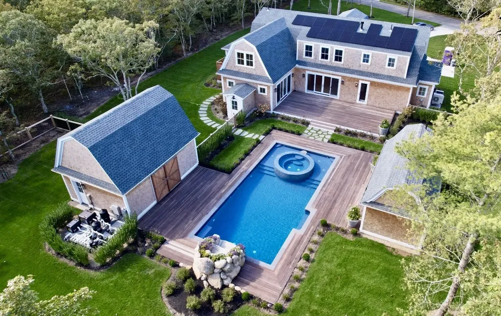 27 Bold Meadow Road Edgartown MA 02539