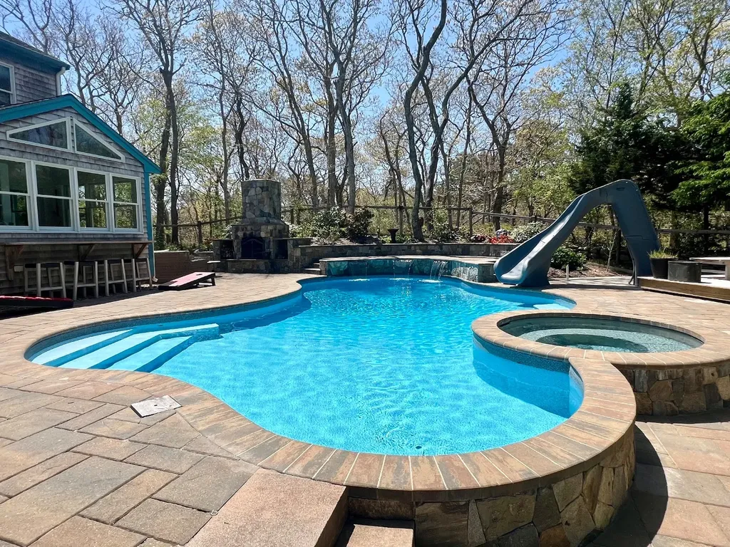 18 Cormorant Circle Edgartown MA 02539