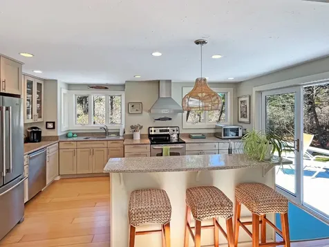 11 Deacon Vincent Way Edgartown MA 02539