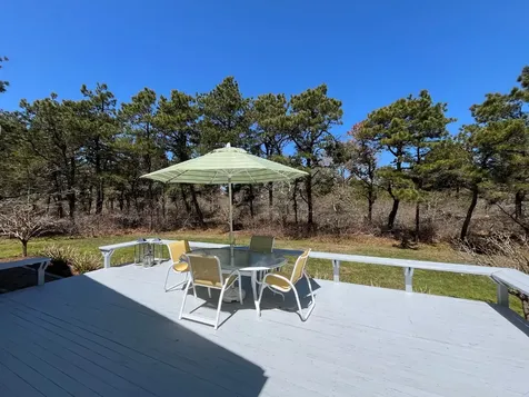 11 Deacon Vincent Way Edgartown MA 02539