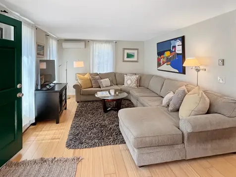 11 Deacon Vincent Way Edgartown MA 02539
