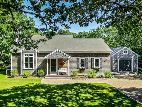 1 Old Squaw Circle Edgartown MA 02539