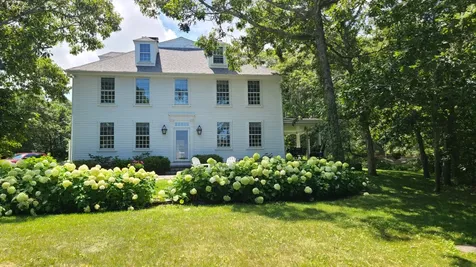 966 Main Street Vineyard Haven MA 02568