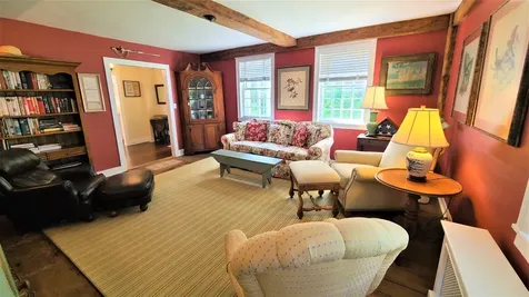 966 Main Street Vineyard Haven MA 02568