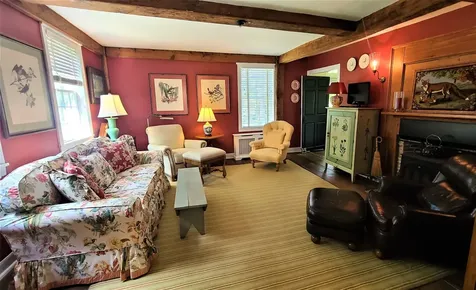 966 Main Street Vineyard Haven MA 02568
