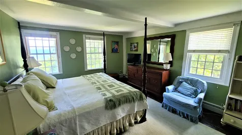 966 Main Street Vineyard Haven MA 02568