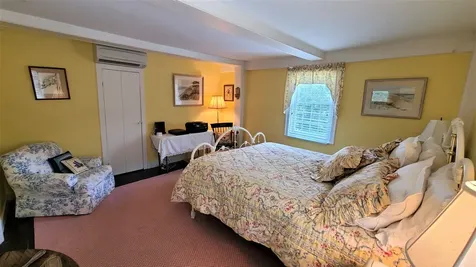 966 Main Street Vineyard Haven MA 02568