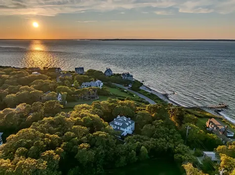 966 Main Street Vineyard Haven MA 02568