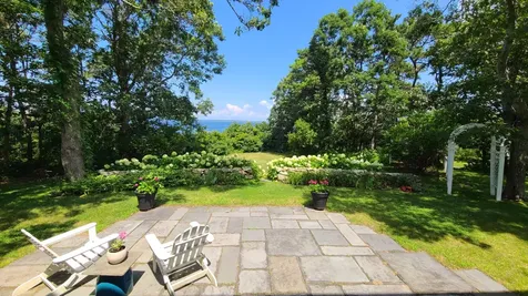 966 Main Street Vineyard Haven MA 02568