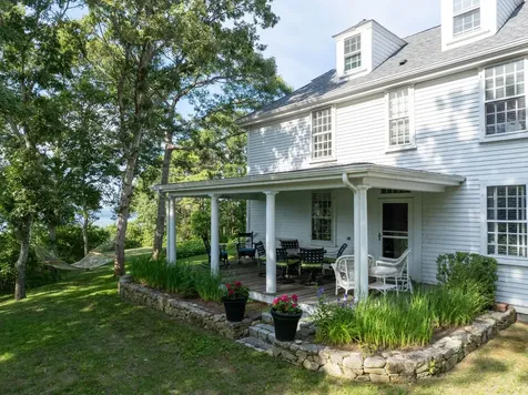 966 Main Street Vineyard Haven MA 02568