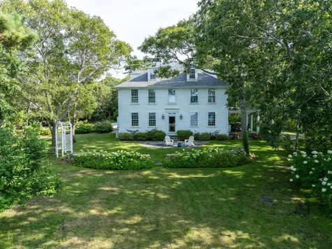 966 Main Street Vineyard Haven MA 02568