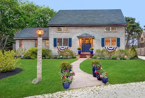 5 Llewellyn Way Edgartown MA 02539
