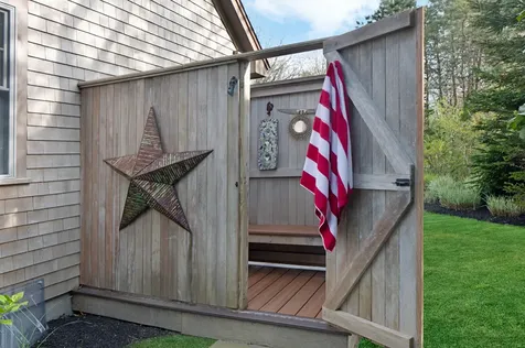 5 Llewellyn Way Edgartown MA 02539