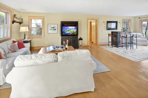 5 Llewellyn Way Edgartown MA 02539