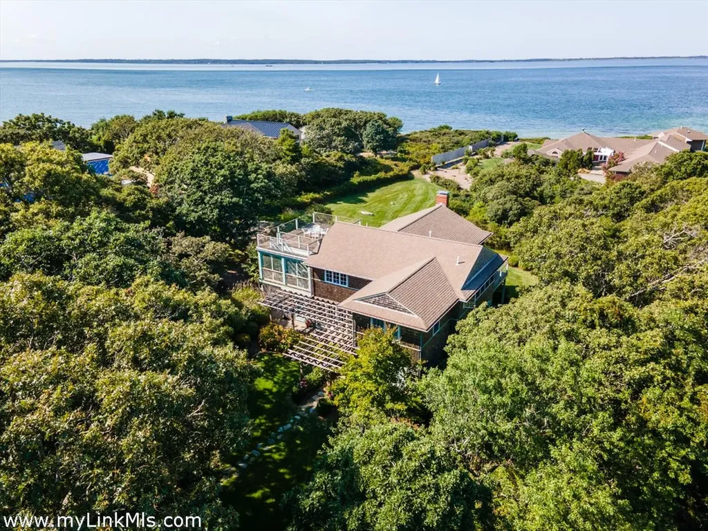 43 Naushon Road West Tisbury MA 02575