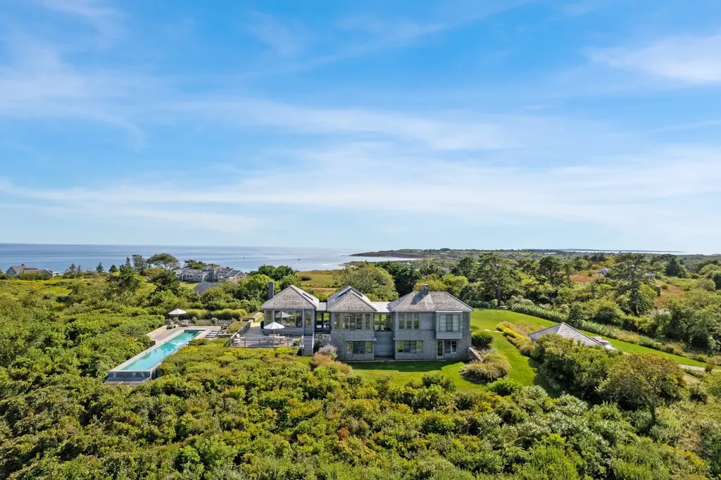 2 Squibnocket Road Chilmark MA 02535