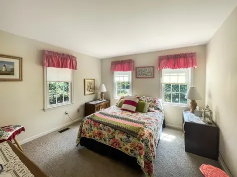 8 Marsh Hawk Circle Edgartown MA 02539