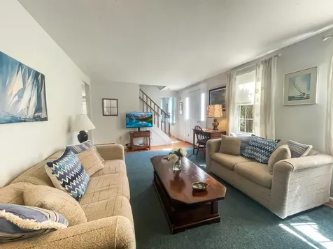 8 Marsh Hawk Circle Edgartown MA 02539