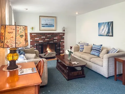 8 Marsh Hawk Circle Edgartown MA 02539