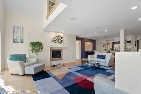 36 Burts Way Vineyard Haven MA 02568
