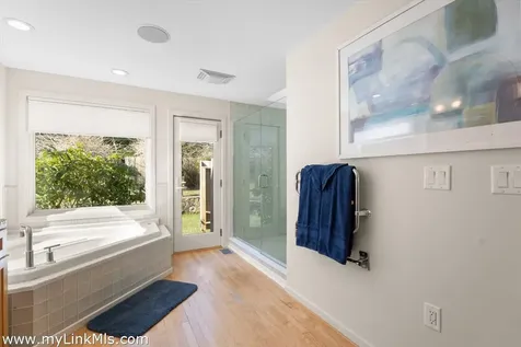 36 Burts Way Vineyard Haven MA 02568