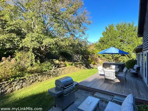 36 Burts Way Vineyard Haven MA 02568