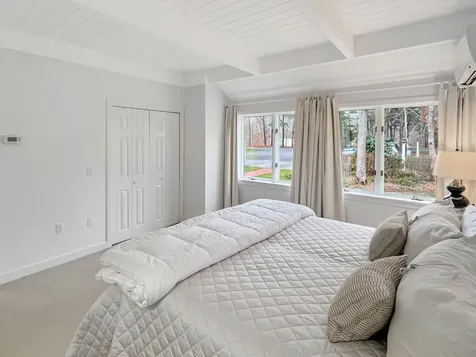 3 Meetinghouse Village Way Edgartown MA 02539