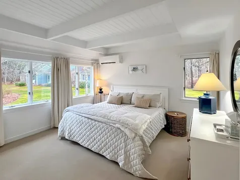 3 Meetinghouse Village Way Edgartown MA 02539