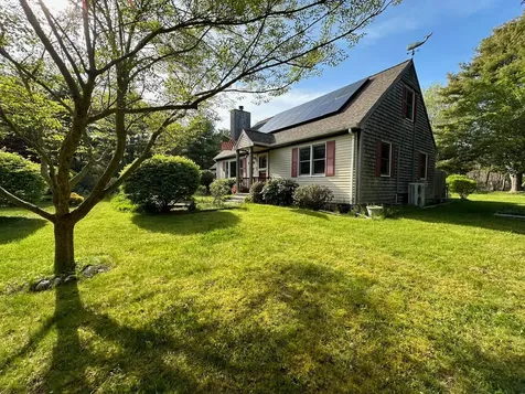 51 Head Of The Pond Road Oak Bluffs MA 02557